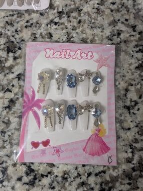 Nail Art Press-On Set with Blue and Clear Gem Accents